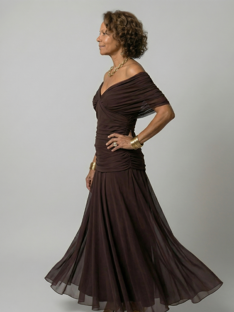 Daniela - Vestido Midi de Estilo Español